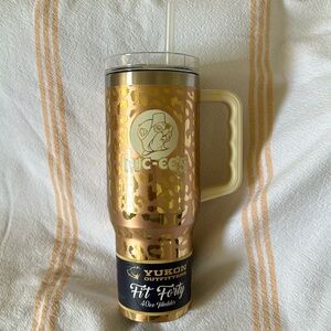 Buc-ees Yukon Outfitters 40oz Tumbler